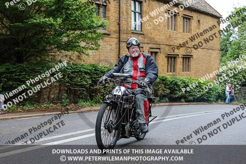 Vintage motorcycle club;eventdigitalimages;no limits trackdays;peter wileman photography;vintage motocycles;vmcc banbury run photographs